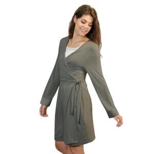 Faceplant Dreams Bamboo Wrap Style Dressing Robe -- Earl Grey NWOT